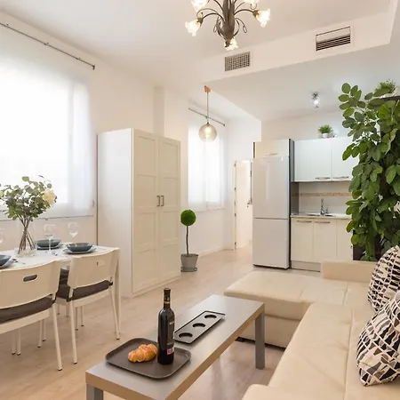 Lägenhet Mlg - Apartamento Trinidad Con Parking