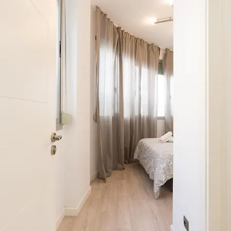 Mlg - Apartamento Trinidad Con Parking *