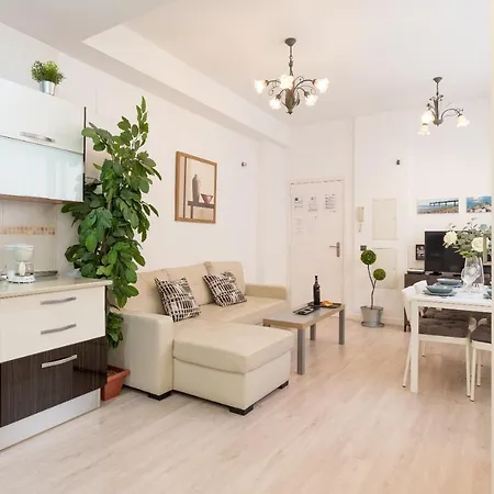 Lägenhet Mlg - Apartamento Trinidad Con Parking *